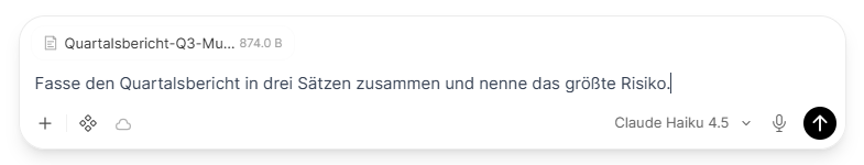 Die Eingabezeile mit angehängter Datei über dem Textfeld und einer Frage dazu